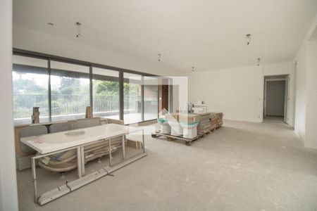 Sala, vista aberta e verde de apartamento à venda com 4 quartos, 224m² em Ibirapuera, São Paulo