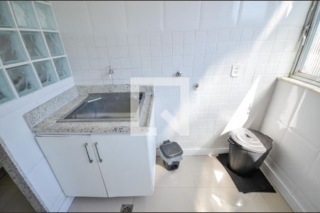 Apartamento à venda com 190m², 4 quartos e 1 vaga Apartamento à venda com 190m², 4 quartos e 1 vagaÁrea de Serviço