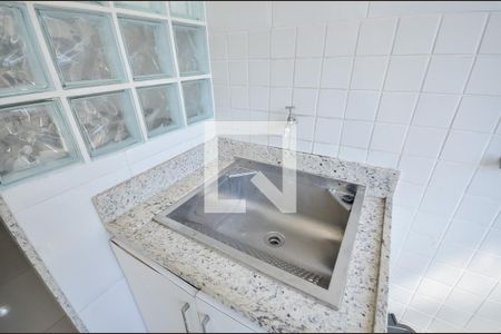 Apartamento à venda com 190m², 4 quartos e 1 vaga Apartamento à venda com 190m², 4 quartos e 1 vagaÁrea de Serviço