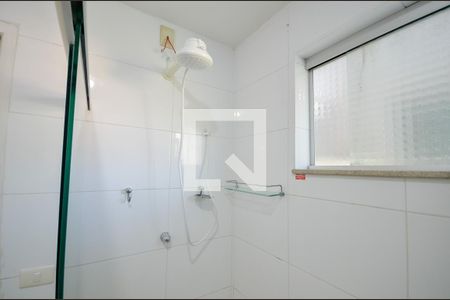 Apartamento à venda com 190m², 4 quartos e 1 vaga Apartamento à venda com 190m², 4 quartos e 1 vagaBanheiro da Suíte 1