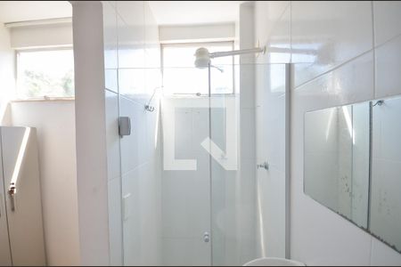 Apartamento à venda com 190m², 4 quartos e 1 vaga Apartamento à venda com 190m², 4 quartos e 1 vagaBanheiro de serviço