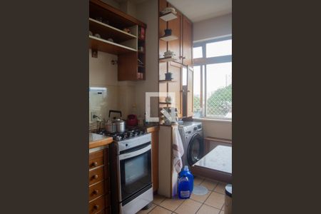 Cozinha  de apartamento à venda com 2 quartos, 76m² em Menino Deus, Porto Alegre