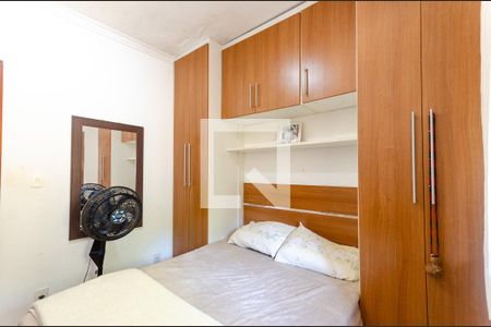Quarto 2 de casa para alugar com 2 quartos, 150m² em Vila Palmeiras, São Paulo