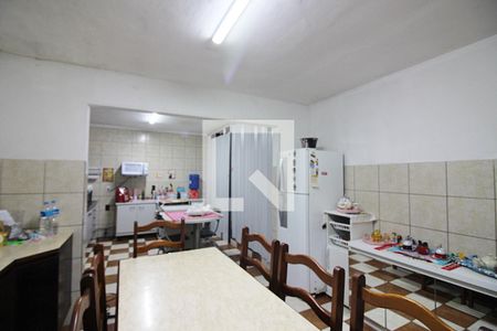 Casa à venda com 185m², 4 quartos e 3 vagasCopa e Cozinha 