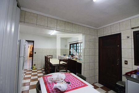 Casa à venda com 185m², 4 quartos e 3 vagasCopa e Cozinha 