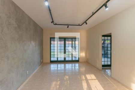 Casa à venda com 181m², 3 quartos e 4 vagasSala