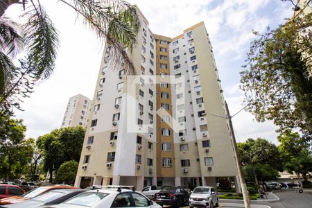Apartamento à venda com 48m², 2 quartos e 1 vaga Apartamento à venda com 48m², 2 quartos e 1 vagaFachada