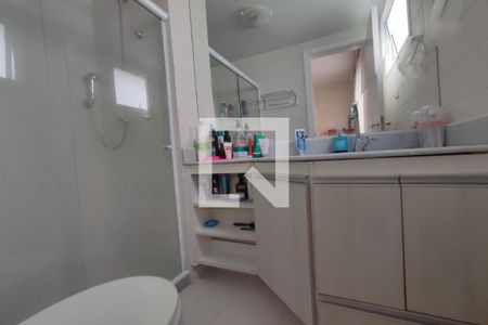 Apartamento à venda com 78m², 3 quartos e 1 vaga Apartamento à venda com 78m², 3 quartos e 1 vagaBanheiro da Suite 1
