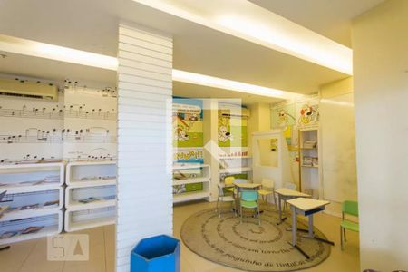 Apartamento à venda com 78m², 3 quartos e 1 vaga Apartamento à venda com 78m², 3 quartos e 1 vagaÁrea Comum