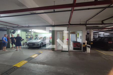 Apartamento à venda com 78m², 3 quartos e 1 vaga Apartamento à venda com 78m², 3 quartos e 1 vagaÁrea Comum