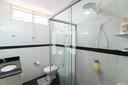 Casa à venda com 270m², 4 quartos e 3 vagas Casa à venda com 270m², 4 quartos e 3 vagasBanheiro Social