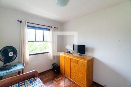 Casa à venda com 270m², 4 quartos e 3 vagas Casa à venda com 270m², 4 quartos e 3 vagasQuarto 3