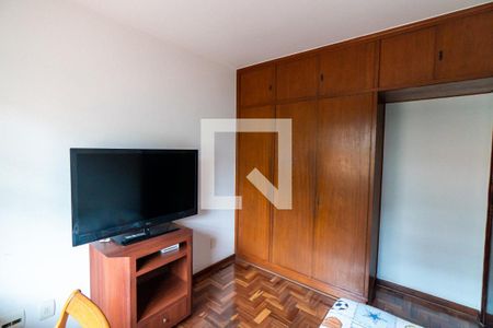 Casa à venda com 270m², 4 quartos e 3 vagas Casa à venda com 270m², 4 quartos e 3 vagasQuarto 2