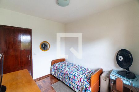 Casa à venda com 270m², 4 quartos e 3 vagas Casa à venda com 270m², 4 quartos e 3 vagasQuarto 3