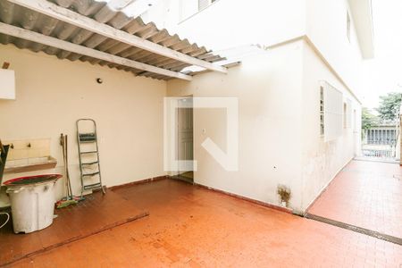 Casa para alugar com 98m², 2 quartos e 2 vagas Casa para alugar com 98m², 2 quartos e 2 vagasÁrea de Serviço