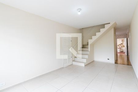 Sala de casa para alugar com 2 quartos, 98m² em Cidade Mãe do Céu, São Paulo