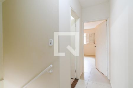 Casa para alugar com 98m², 2 quartos e 2 vagas Casa para alugar com 98m², 2 quartos e 2 vagasCorredor