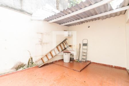 Casa para alugar com 98m², 2 quartos e 2 vagas Casa para alugar com 98m², 2 quartos e 2 vagasÁrea de Serviço
