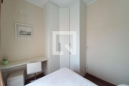 Casa à venda com 292m², 3 quartos e 4 vagas Casa à venda com 292m², 3 quartos e 4 vagasQuarto 2