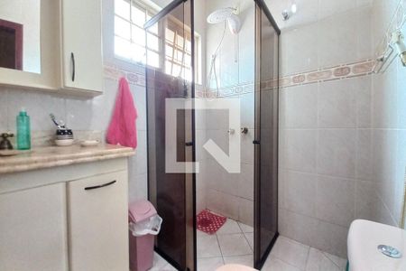 Casa à venda com 292m², 3 quartos e 4 vagas Casa à venda com 292m², 3 quartos e 4 vagasBanheiro Social