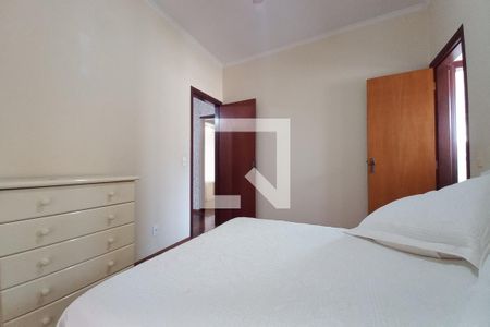 Casa à venda com 292m², 3 quartos e 4 vagas Casa à venda com 292m², 3 quartos e 4 vagasQuarto 3 - Suíte