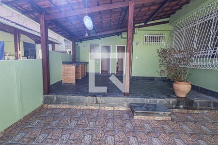 Casa à venda com 240m², 6 quartos e 2 vagasQuintal