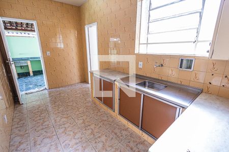 Casa à venda com 240m², 6 quartos e 2 vagasCozinha