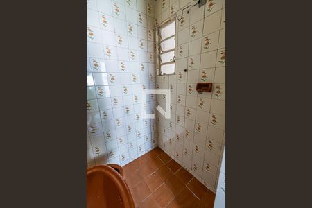 Casa à venda com 240m², 6 quartos e 2 vagasBanheiro de serviço