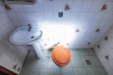 Casa à venda com 240m², 6 quartos e 2 vagasSuite