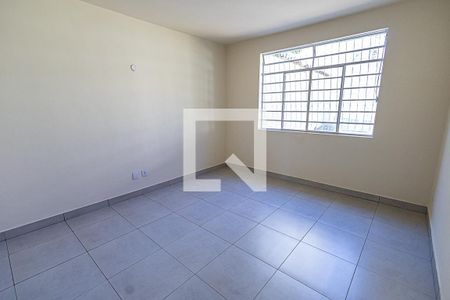 Casa à venda com 240m², 6 quartos e 2 vagasQuarto 3