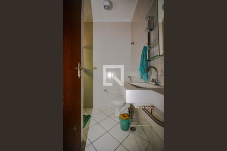 Casa à venda com 150m², 3 quartos e 2 vagasBanheiro