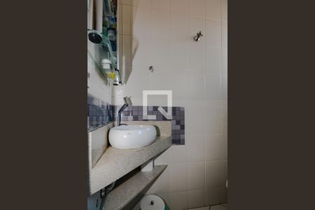 Casa à venda com 150m², 3 quartos e 2 vagasBanheiro da Suíte