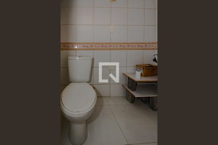 Casa à venda com 150m², 3 quartos e 2 vagasBanheiro de serviço