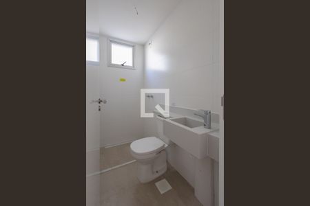 Apartamento à venda com 153m², 2 quartos e 2 vagas Apartamento à venda com 153m², 2 quartos e 2 vagasBanheiro da Suíte