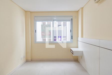 Quarto 2 de apartamento para alugar com 2 quartos, 70m² em Centro, Florianópolis