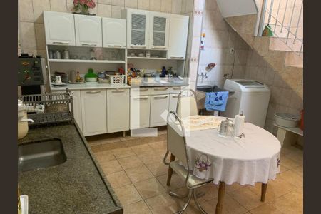 Foto 02 de casa à venda com 2 quartos, 70m² em Vila Regente Feijó, São Paulo