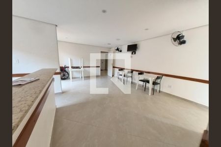 Apartamento para alugar com 50m², 2 quartos e 1 vaga Apartamento para alugar com 50m², 2 quartos e 1 vagaÁrea comum - Salão de festas