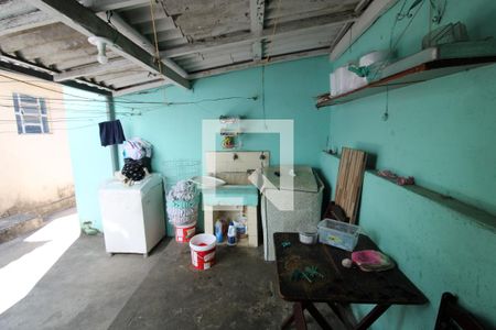 Casa à venda com 384m², 3 quartos e sem vagaCasa 2 - Área de Serviço