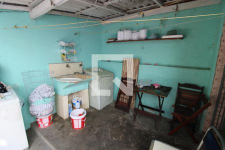 Casa à venda com 384m², 3 quartos e sem vagaCasa 2 - Área de Serviço