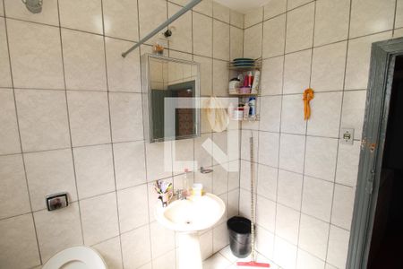 Casa à venda com 384m², 3 quartos e sem vagaCasa 2- Banheiro