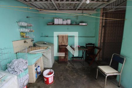 Casa à venda com 384m², 3 quartos e sem vagaCasa 2 - Área de Serviço