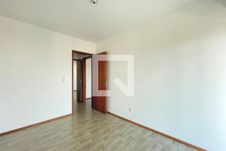 Quarto 1 de apartamento à venda com 2 quartos, 90m² em São Geraldo, Porto Alegre