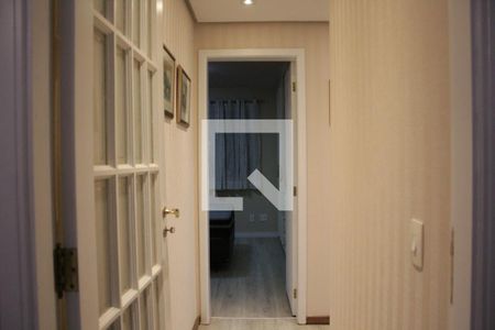 Corredor de apartamento para alugar com 3 quartos, 116m² em Vila Regente Feijó, São Paulo