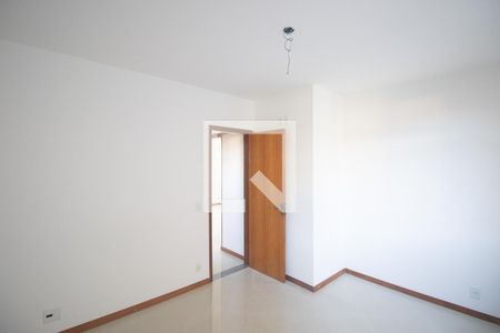 Quarto 2 de apartamento para alugar com 2 quartos, 80m² em Brasilândia, São Gonçalo