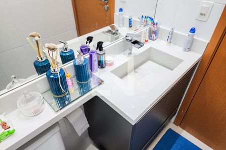 Apartamento à venda com 78m², 3 quartos e 2 vagas Apartamento à venda com 78m², 3 quartos e 2 vagasBanheiro Social