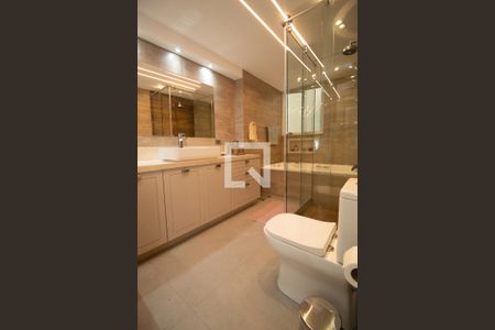 Apartamento à venda com 380m², 4 quartos e 1 vagaBanheiro social 2