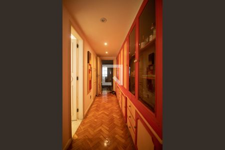 Corredor de apartamento à venda com 4 quartos, 380m² em Copacabana, Rio de Janeiro