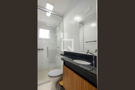 Apartamento para alugar com 81m², 2 quartos e 2 vagasBanheiro