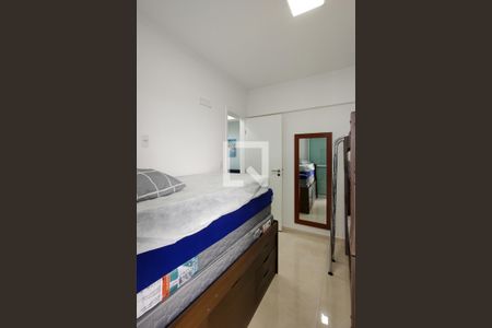 Apartamento para alugar com 81m², 2 quartos e 2 vagasQuarto