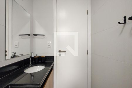 Apartamento para alugar com 81m², 2 quartos e 2 vagasBanheiro